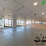 Conjunto Comercial de Alto Padrão à Venda: 1.735 m² em Alphaville