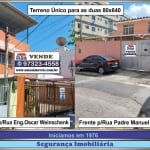 Dois Duplex Espaçosos com Frente para Duas Ruas em Localização Privilegiada