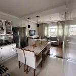 Apartamento com 53 m², 2 dormitórios, sala, cozinha, banheiro, área de serviço e 1 vaga.