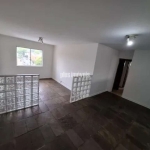 Apartamento no Alto da Boa Vista, excelente localização, a 300 metros do metrô.