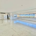 Alto padrão com 318m² em Candelária, Condomínio Maurice Ravel. Oportunidade!