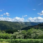 Sítio amplo com vista e casa.