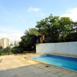 Casa, Pacaembu, 520 m2, 4 suítes, 5 vagas. Lareira, Piscina e Pomar!