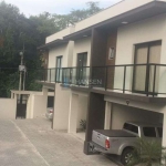 Sobrado com 3 suítes  à venda, 151 m² por R$ 849.000 - São Marcos - Joinville/SC