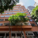 Apartamento Studio 30m², 01 dormitório e 01 banheiro.  Condomínio com Recepção e Segurança.  Excelente localização