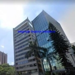 Conjunto Comercial 172m², 02 salas e 04 banheiros.  Condomínio com recepção e segurança.  Excelente localização entre as Ruas Jerônimo da Veiga