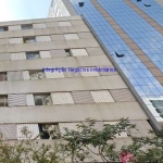 Apartamento 54m², 02 dormitórios e 01 banheiro.  Condomínio com portaria..  Excelente localização á 4 minutos andando para a estação do metrô Paulista