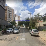 Loja 207m², 02 banheiros.  Excelente localização á 7 minutos andando para a Estação do Metrô Sumaré; entre as Ruas Capote Valente, Amália de Noronha