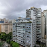 Apartamento 142,49m², 02 dormitórios (sendo 01 suíte), 02 banheiros e 02 vagas na garagem.  Condomínio com portaria, segurança, piscina, sauna