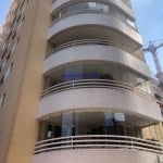 Apartamento 144m², 04 dormitórios (sendo 02 suítes), 03 banheiros e 02 vagas na garagem.  Condomínio com portaria, segurança 24hrs, piscina