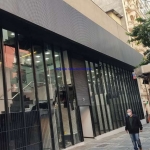 Prédio Comercial 1.100m², 1º Andar: vão livre escada na frete e fundos e elevador; 2º pavimento: laje de cobertura, escada no fundo; casa de máquinas