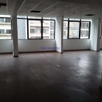 Conjunto Comercial 70m², 1 banheiro com infraestrutura para mais 2 banheiros. Prédio totalmente reformado e moderno.