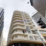 Apartamento Studio 38m², 01 doritório e 01 banheiro.  Condomínio com portaria 24hrs.  Excelente localização á 6 minutos andando para a estação