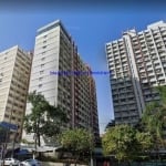 Conjunto Comercial 107m², 05 salas e 03 banheiros.  Condomínio com recepção e segurança 24hrs.  Excelente localização