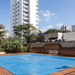 Apartamento 235m², 04 dormitórios (sendo suítes), 05 banheiros e 04 vagas na garagem.    Condomínio com portaria, segurança 24hrs, salão de festa,