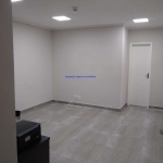 Conjunto Comercial 25m², 01 banheiro.   Condomínio com recepção.    Excelente localização á e minutos andando para a estação do metrô Faria Lima