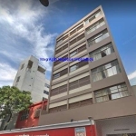 Apartamento 120m², 02 dormitórios e 02 banheiros.   Condomínio com portaria.  Excelente localização á 9 minutos andando para a estação do metrô