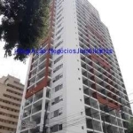 Apartamento Studio 23m², 01 dormitório e 01 banheiro.  Condomínio com portaria 24hrs, piscina, academia e lavanderia.  Excelente localização