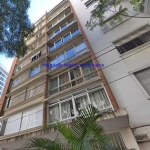 Apartamento 169m², 02 dormitórios, 02 banheiros (sendo 01 de serviço) e 01 vaga de garagem (comportam dois veículos).  Condomínio com portaria