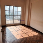 Apartamento 100m², 02 dormitórios e 02 banheiros.  Condomínio com Segurança, Portaria, Salão de festas, Quadra esportiva e Playground.