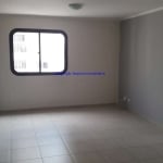 Apartamento 50m², 01 dormitório e 01 banheiro.   Condomínio com portaria e segurança 24h.  Excelente localização, próximo a rua Augusta, Paim