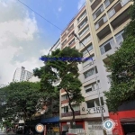 Apartamento Studio 30m² e 01 banheiro.  Condomínio com portaria e segurança.  Excelente localização á 9 minutos andando para a estação do metrô