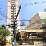 Apartamento 48m², 02 dormitórios, 01 banheiro e 01 vaga de garagem.  Condomínio com portaria, segurança, piscina e academia.  Excelente localização