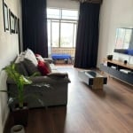 Apartamento 138m², 02 dormitórios, 02 banheiros e 01 vaga de garagem.  Condomínio com portaria  e segurança.   Excelente localização