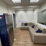 Conjunto Comercial 104m² e 02 banheiros.   Condomínio com recepção e segurança.  Excelente localização á 2 minutos andando para a estação do metrô