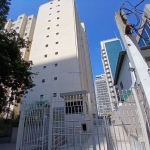 Apartamento 70m², 02 dormitórios, 01 banheiro e 01 vaga de garagem.  Condomínio com portaria, segurança, piscina, academia, churrasqueira