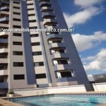 Apartamento no centro, amplo, com piscina, com 02 vagas