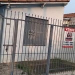 Casa a venda no Centro de Jundiaí, financia, próximo de vários comércios, Hospital Soban e Universitários.