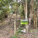 Terreno no meio da natureza