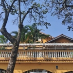 Linda Casa Estilo Colonial na Vila Mascote