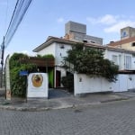 Casa de Esquina com 02 dormitórios