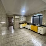 Sobrado com 3 dormitórios à venda, 200 m² por R$ 620.000 - Jardim Primavera - Mauá/SP