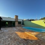 Casa com piscina Comercial e Residencial com 3 quartos