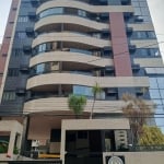 Apartamento na Ponta Verde,  com 03 suítes