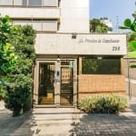 Apartamento com 3 quartos para alugar na Rua Eudoro Berlink, 233, Auxiliadora, Porto Alegre