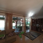 Casa térrea com 368m² no parque continetal, por apenas R$ 1.800.000,00