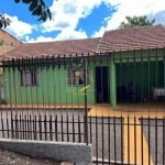 Casa à venda, com 3 quartos, 70m² -  Terreno de 348m²