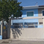 Sobrado para Venda em Curitiba, Boqueirão, 4 dormitórios, 1 suíte, 2 banheiros, 2 vagas