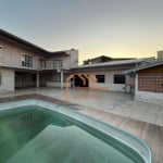 Casa com piscina; 3 quartos e jardim de inverno à venda, 250 m² por R$ 990.000 - Barra do Rio - Itajaí/SC