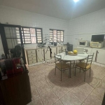 Casa com 4 quartos, 259m², à venda, Jardim Santa Genebra