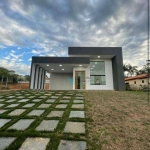 Casa com 3 quartos à venda, 260 m² por R$ 1.180.000 - Condomínio Estância da Mata - Jaboticatubas/MG