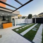 Casa Triplex de 400m² com Suíte Master e Lazer Completo no Recreio