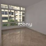 Amplo apartamento em Copacabana