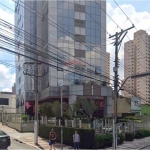 Conquiste o espaço ideal para seus negócios com esta sala comercial de 34m² para aluguel em Santana, São Paulo. Localizada na Rua Doutor César, conta com 1 banheiro, 2 para visitantes, garagem, segura