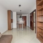 APARTAMENTO 1 SUÍTE, COM ELEVADOR E VAGA DE GARAGEM. Bairro Mercês