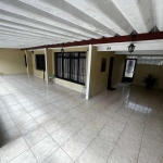 CASA COM  3 DORMITÓRIOS, 4 VAGAS, EM ROCHADALE - OSASCO